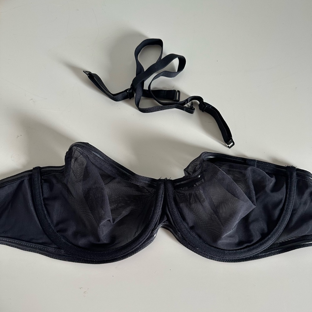 SKIMS Black Strapless Bra Unlined